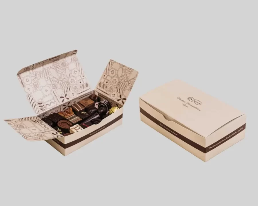 Cadeau bonbonválogatás nagy ballotin dobozban, 450 g